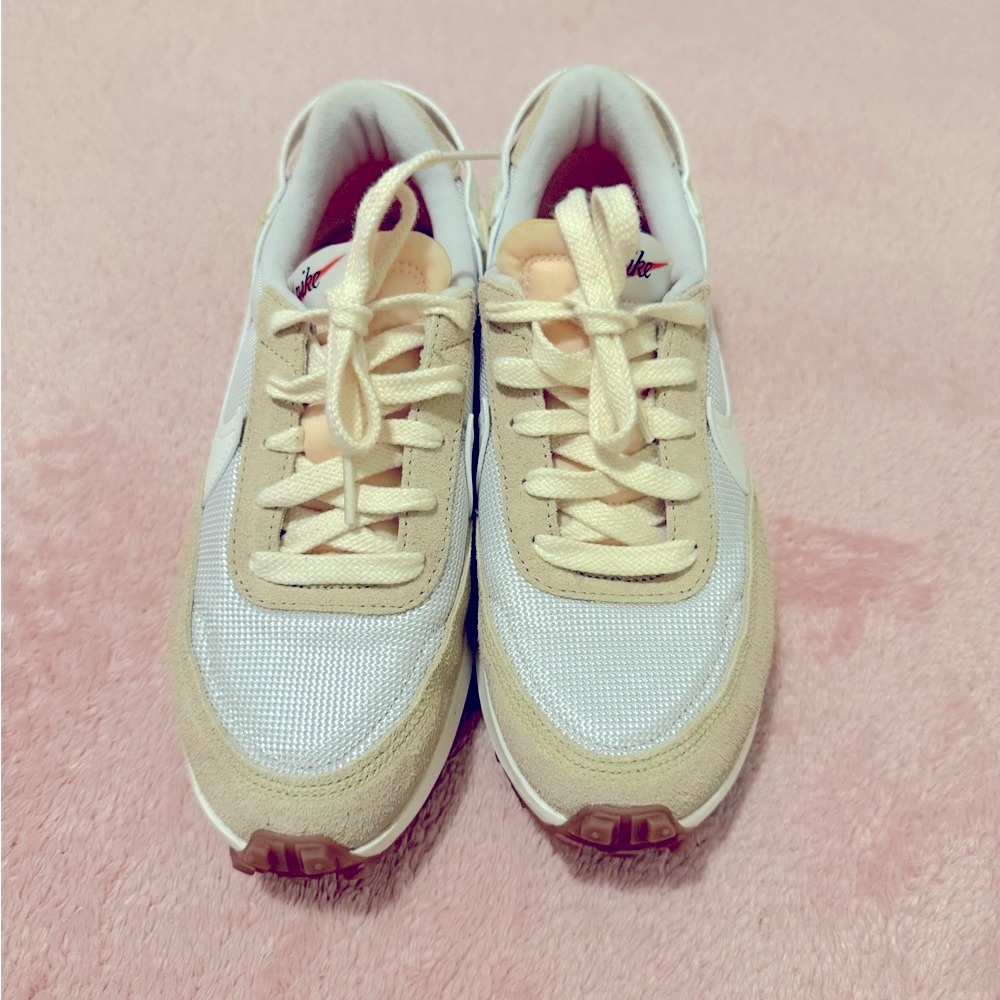 Nike Waffle Debut Vntg Tennis Shoes